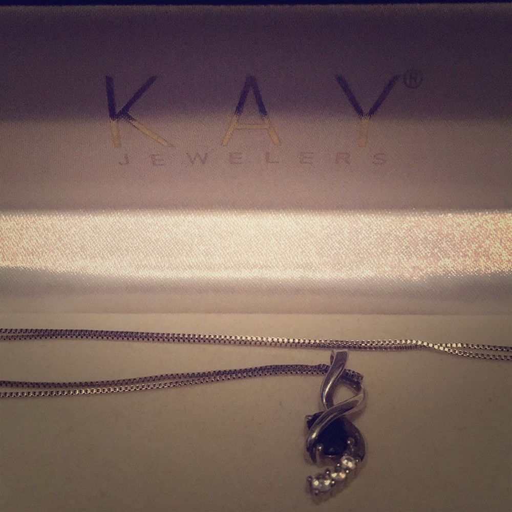 Sapphire white diamond necklace